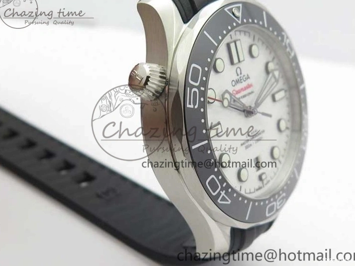 0410 2019 Seamaster Diver 300M OMF Best Edition Black Ceramic White Dial on Black Rubber Strap A WaterResistant 7938